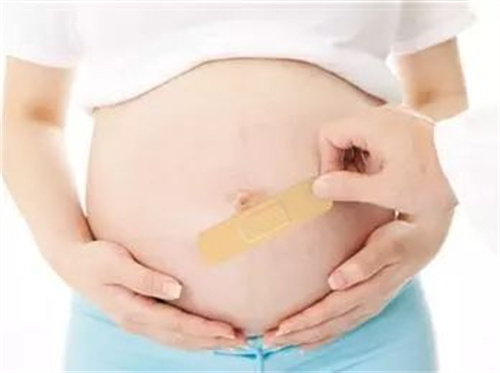 怀孕期间孕妇哪些出血情况是正常的？出现3大情况需引起重视(图1)